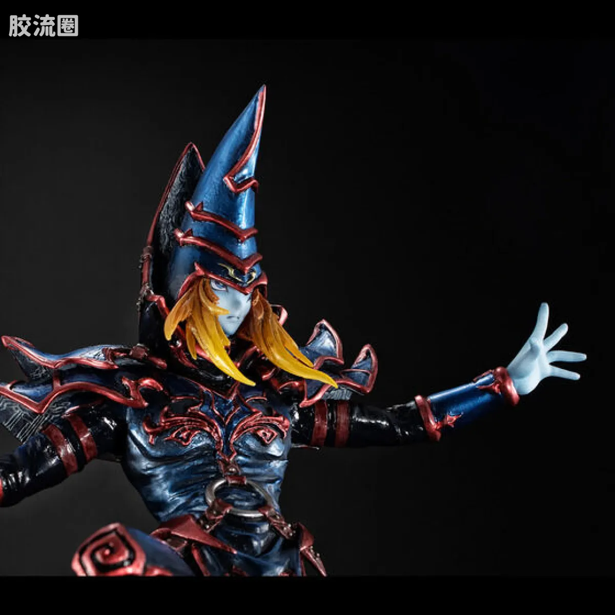 Mega House 手办系列 Art Works Monsters(A.W.M或称AWM) 黑魔术师 - 图片
